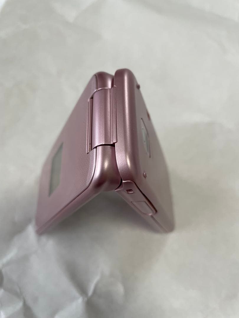 美品　docomo f-01m ピンク らくらくホン　本体 充電器付き　ドコモ