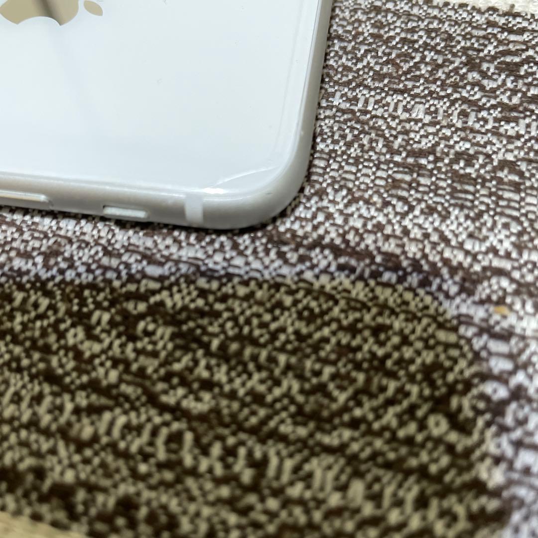 Apple iPhone 8本体 64GB ソフトバンクとauとUQモバイル