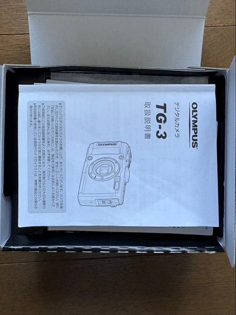 O lympus TG-3とLED light guide LG1のセット