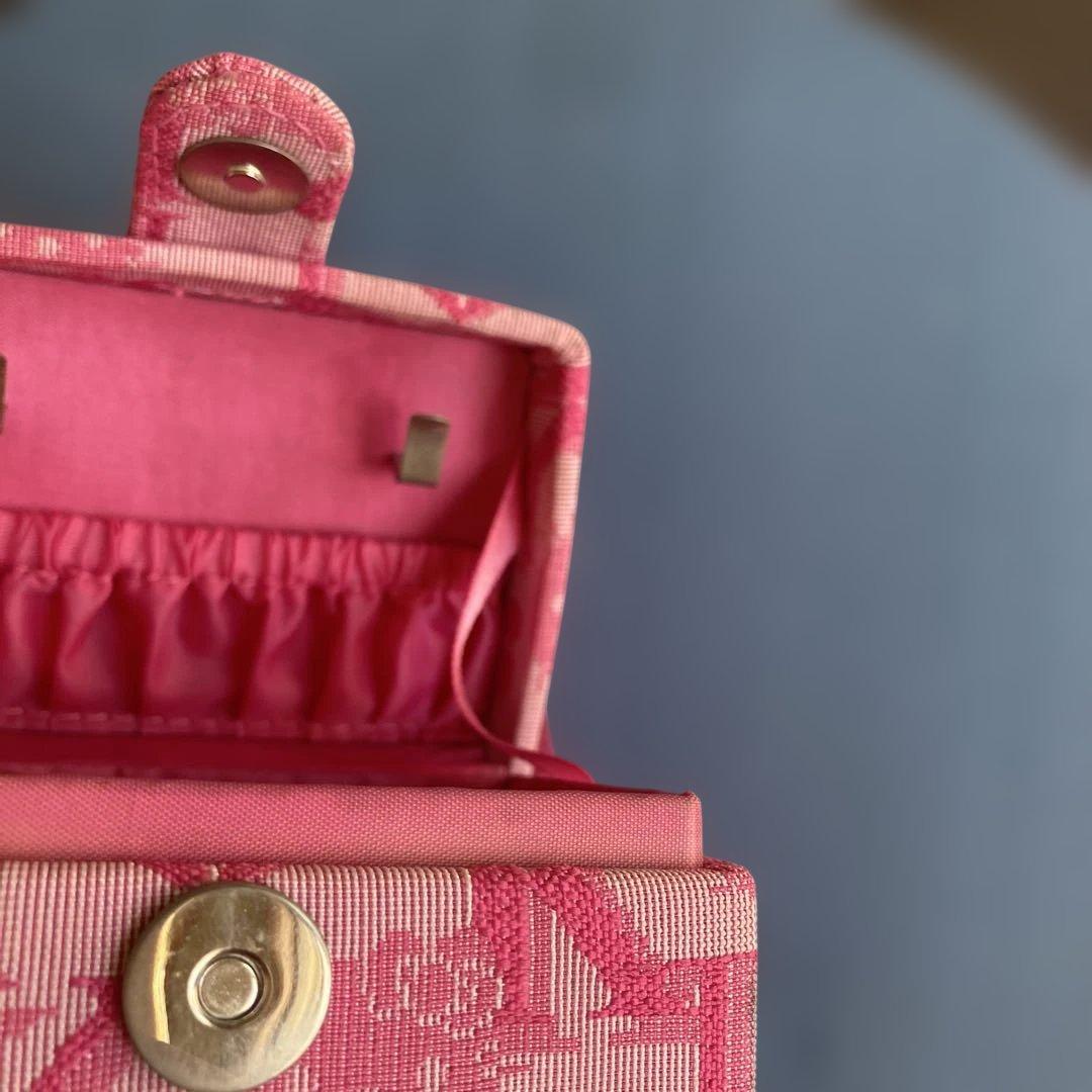 キティーちゃんアクセサリーケース