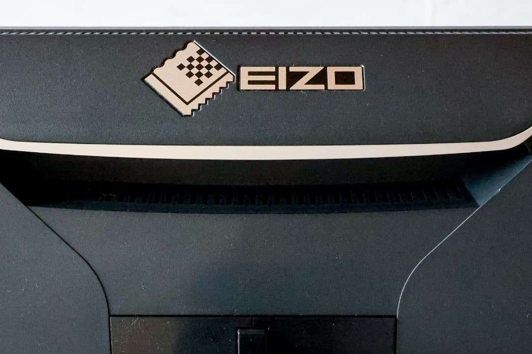 EIZO ColorEdge CS2420-Z　遮光フードとセンサーのセット