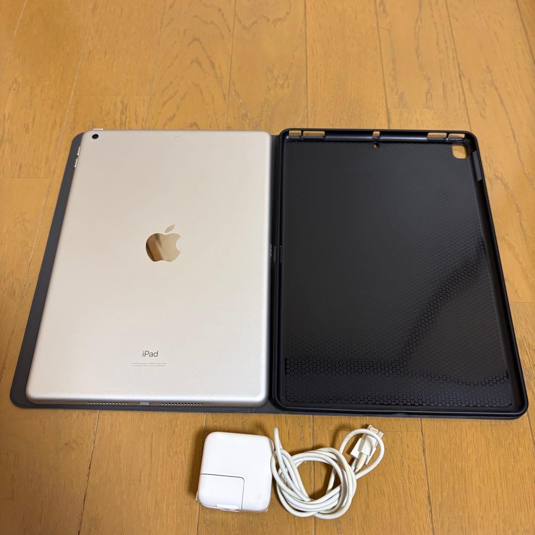iPad シルバー 第９世代６４GB本体wi-fiモデル、バッテリー98％