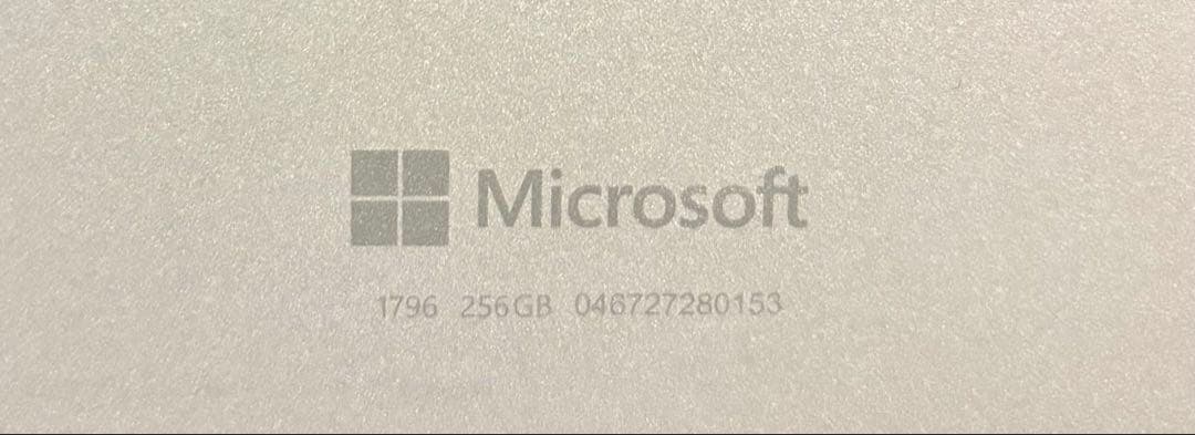 【Rienaさん専用】Microsoft Surface Pro （第5世代）