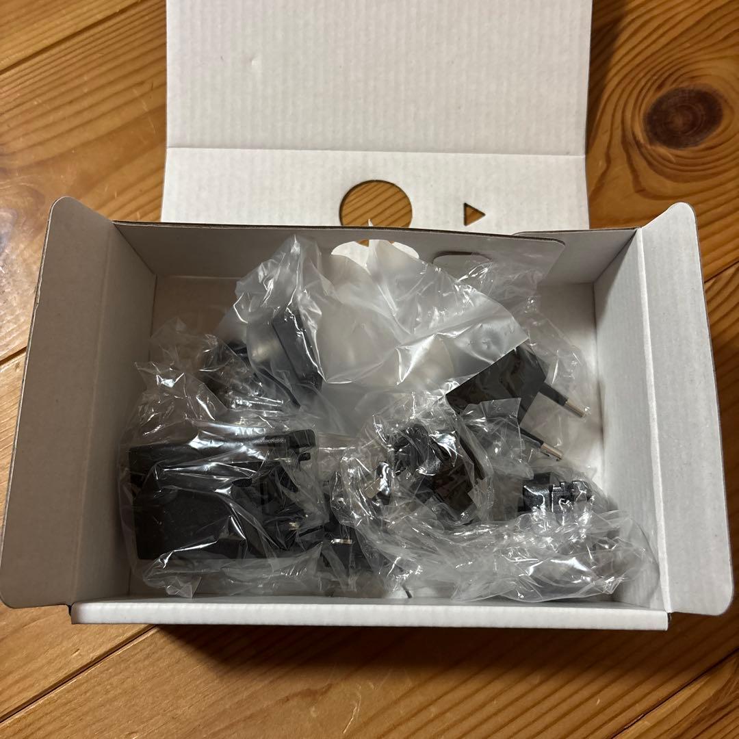 FUJIFILM X-H2 2.5万円相当の純正予備バッテリー2個と充電器付属