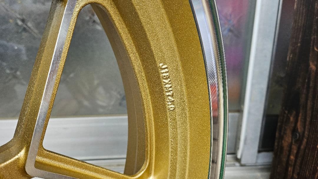 安値 ゼファー1100前後セット　セブンスターキャストホイール 新品未使用