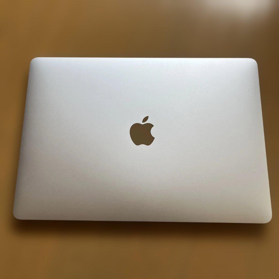 MacBook本体 Apple MacBook Air M1 (2020 )13 8GB 256GB
