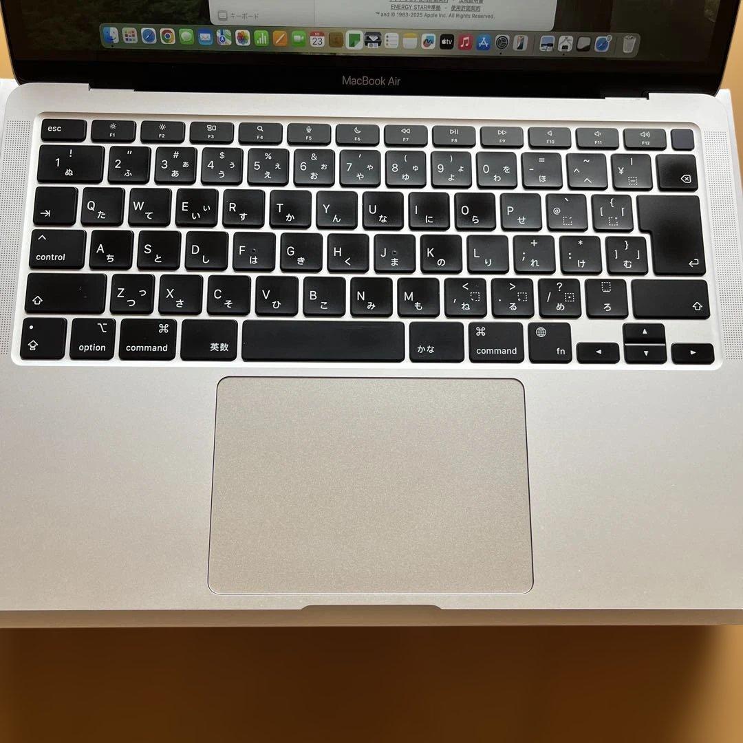 MacBook本体 Apple MacBook Air M1 (2020 )13 8GB 256GB