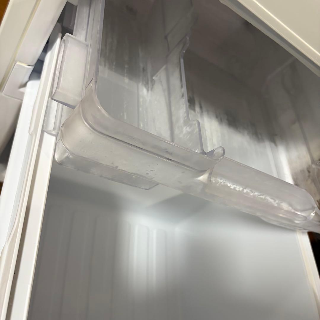 【送料込】三菱 一人暮らし 冷蔵庫 146L MR-P15EC ホワイト 特価品