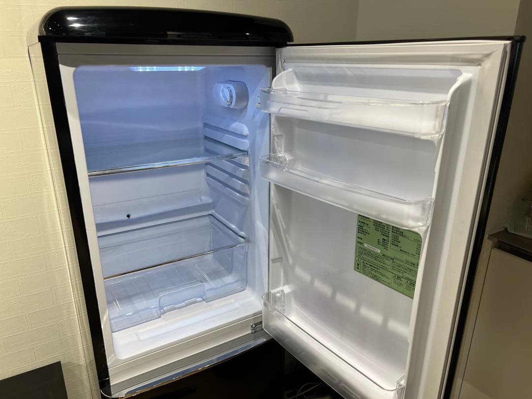 1月30日まで値引き　アイリスオーヤマ　レトロ冷蔵庫2ドア 130L