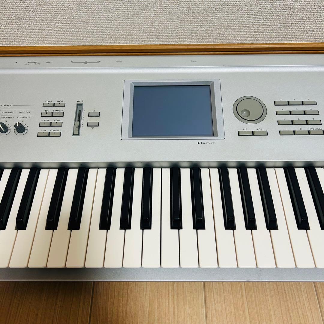 【音出しOK】KORG TRITON シンセサイザー 61鍵 ソフトケース付き
