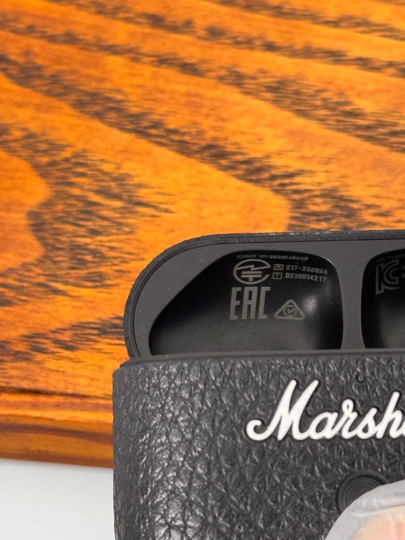 MarshallのMotif II A.N.C. ワイヤレスイヤホン本体のみ