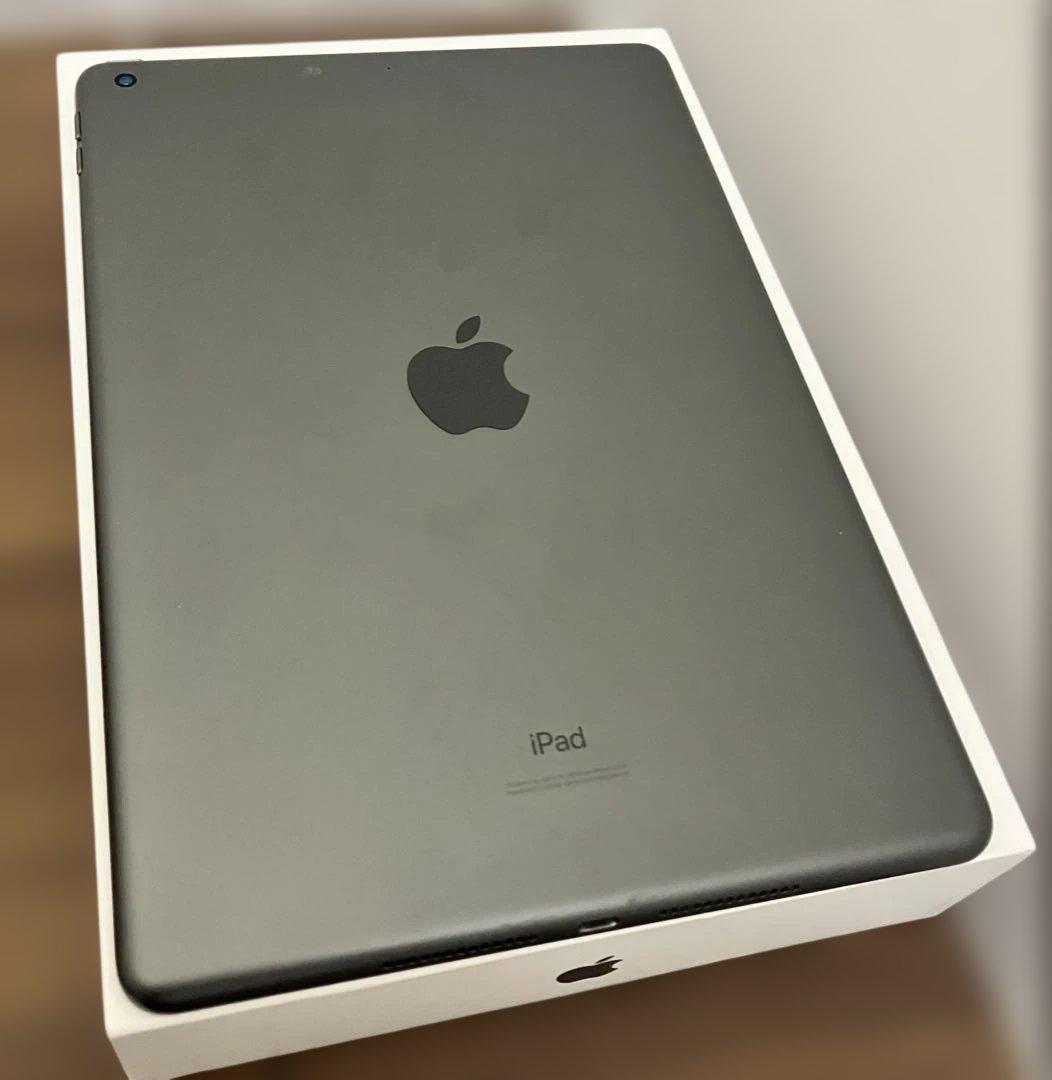 【即利用可】Apple iPad 32GB 本体 充電器付 第7世代 Wi-Fi