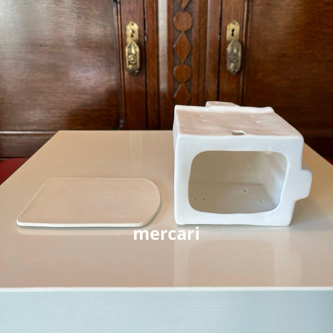 アトリエルンド　スモーヒュース　ハウス型キャンドルホルダー　出窓のある家