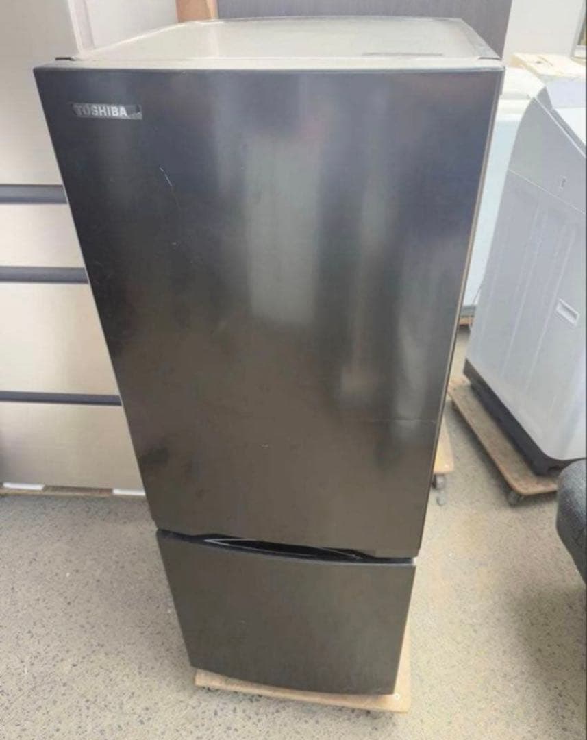 【高年式】 2023年式 153L TOSHIBA冷蔵庫 GR-U15BS(K)