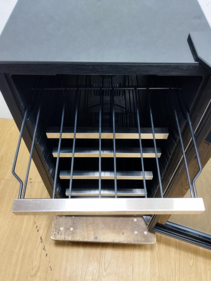 K♦039 デバイスタイル ワインセラー WF-P28GS-LTD　限定品