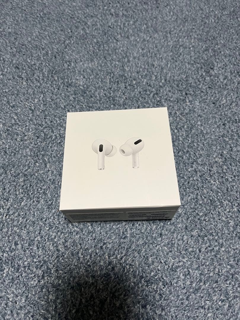 正規品 AirPods Pro (MagSafe充電ケース付き)