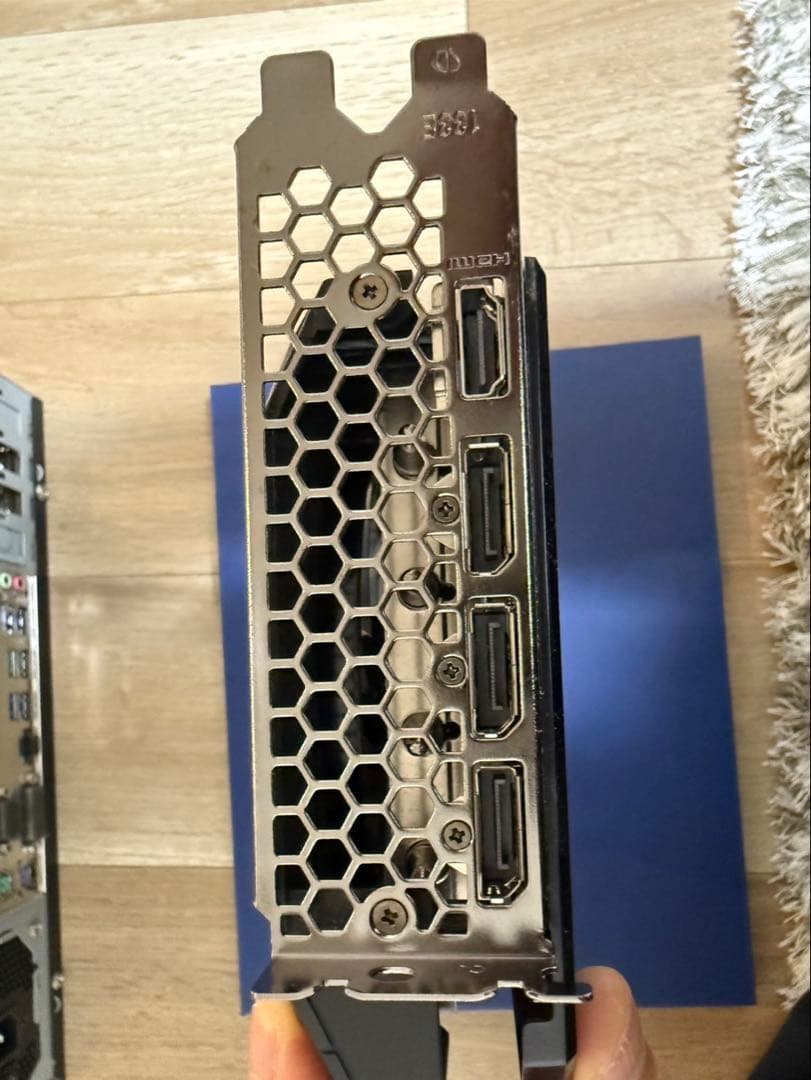 グラフィックボード・グラボ・ビデオカード GEFORCE RTX 4070