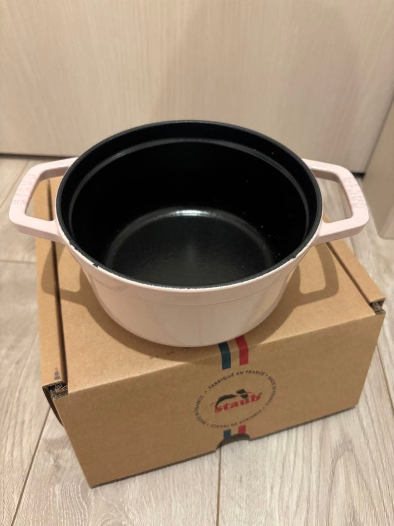 STAUB ラウンドココット ソルベローズ