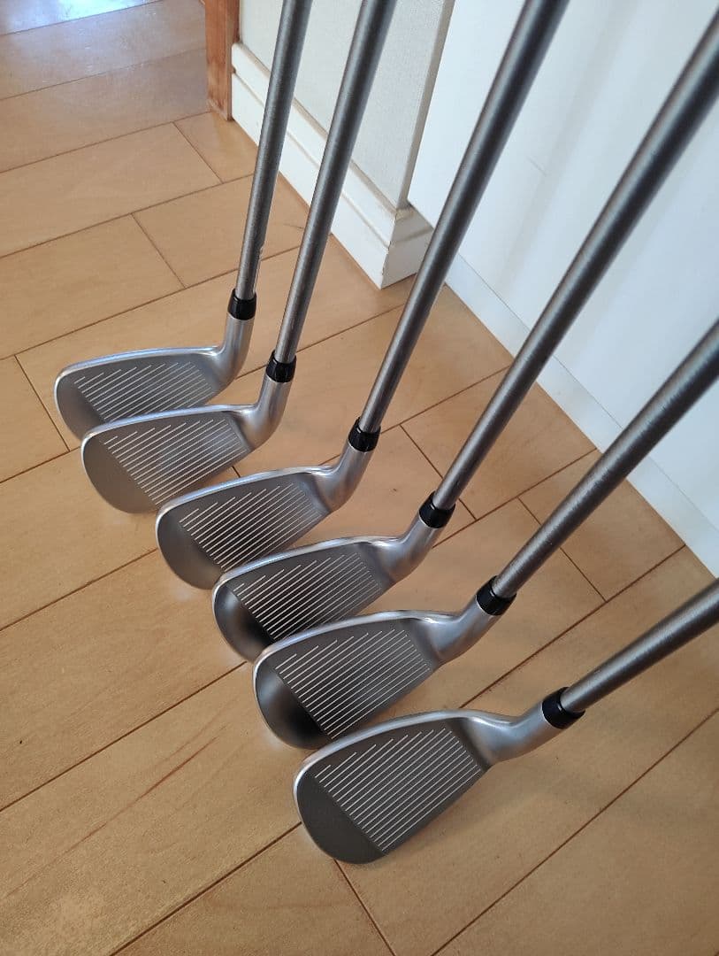 ト*ー様 【美品】XXIO Xアイアン (2024)SteelFibre-i‐7