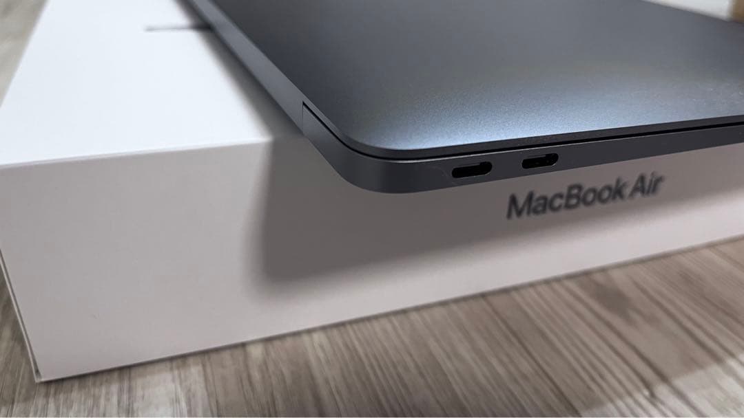 Macbook Air 13インチ 本体
