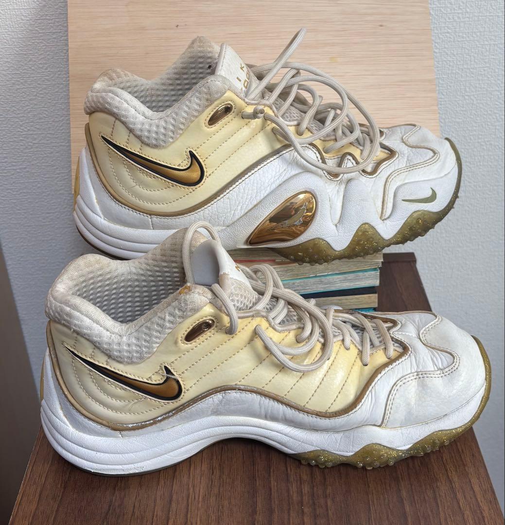 NIKE エアズームアップテンポプレミアム　26.5cm