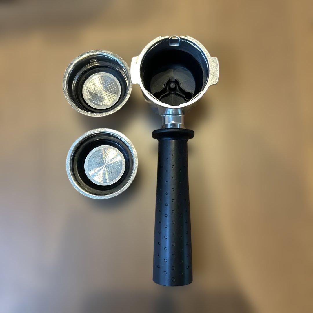 美品　DeLonghi エスプレッソマシン ブラック