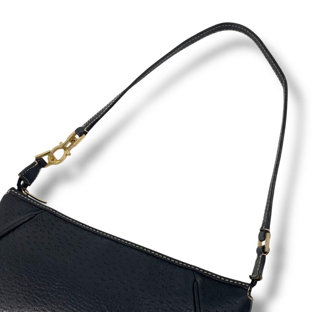 バッグ y2k Ferragamo one-shoulder bag