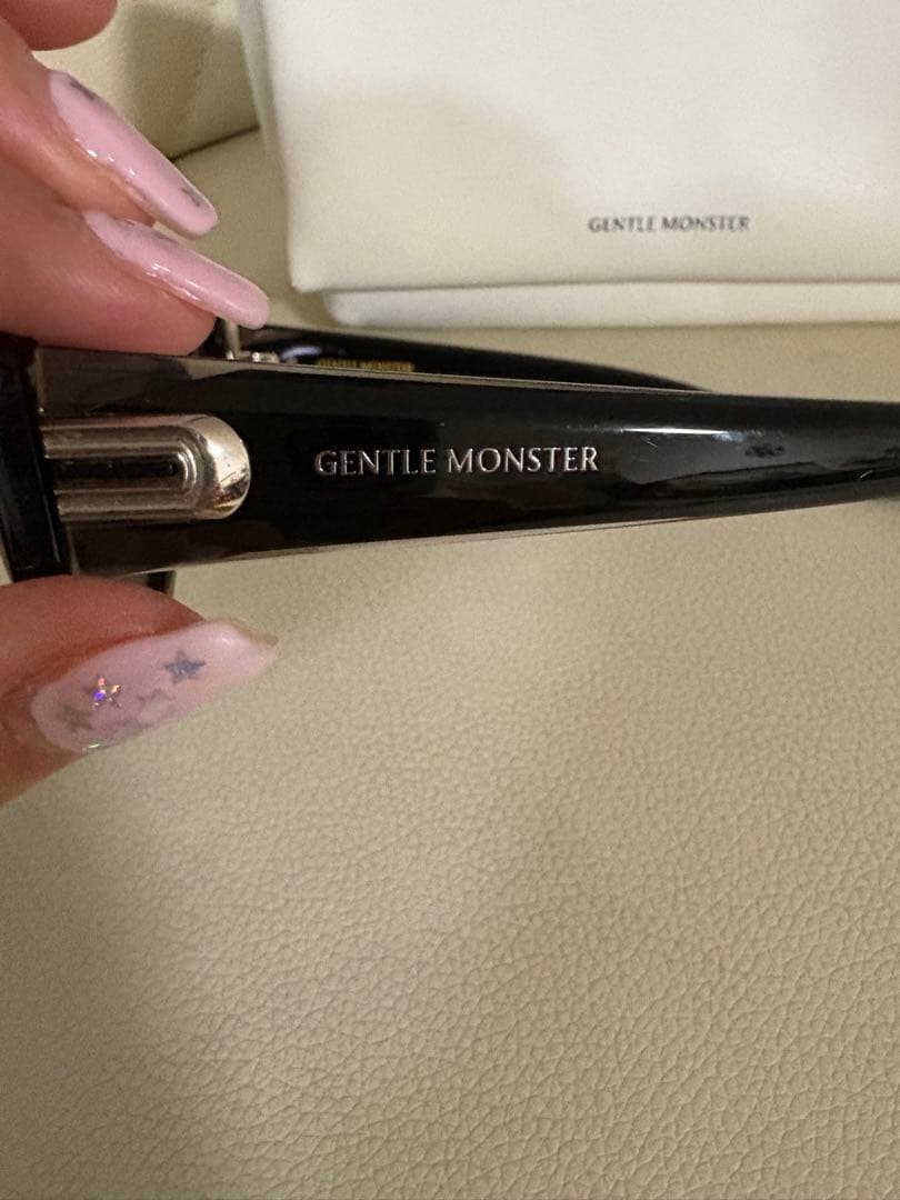 GENTLE MONSTER ジェントルモンスター　Dada