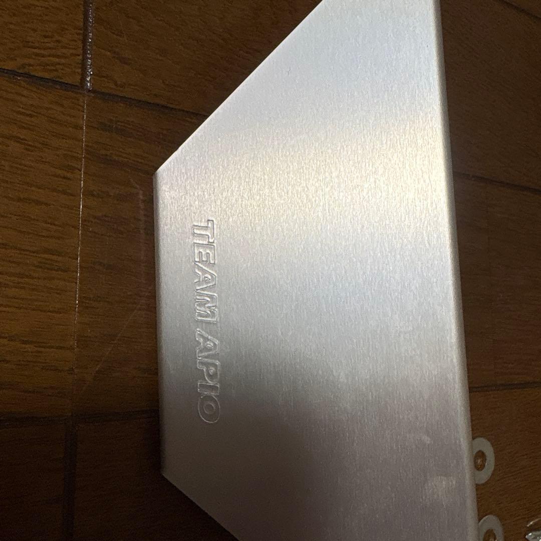 MTドライバーズフットレスト・ジムニーJB64,JB74 マニュアル車用 黒