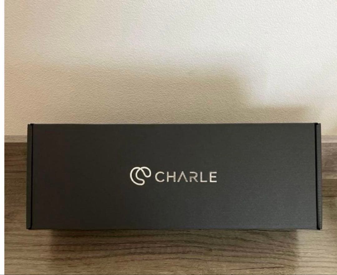 数量限定発売！ シャルレ　髪の毛をケアできる ヘアアイロン