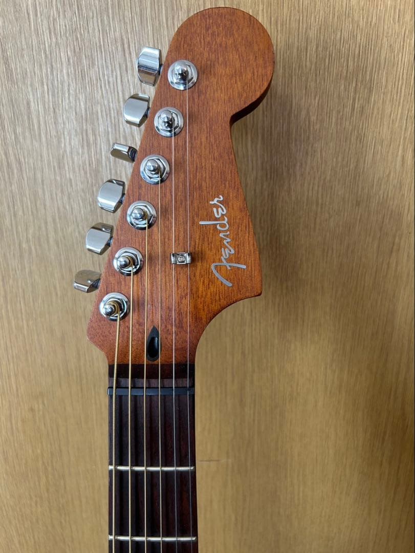 ★ アコースティックギターフェンダーFender Acoustasonic 美品