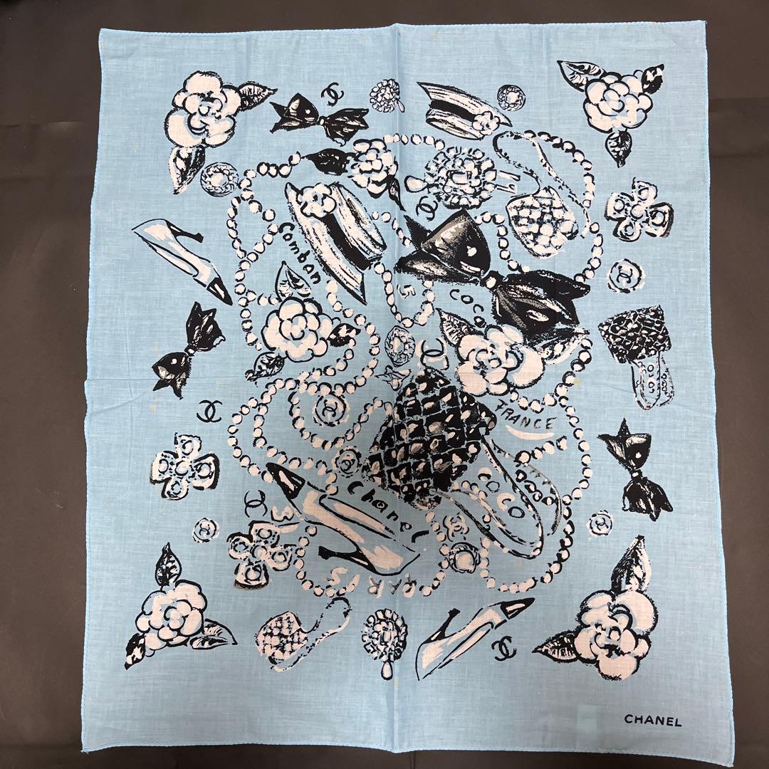 CHANEL 水色 ハンカチ　⚠️保管ジミあり‼️