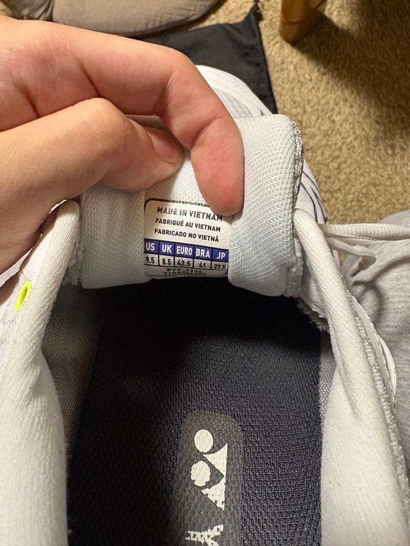 ミズノウェーブクロー3 27.5