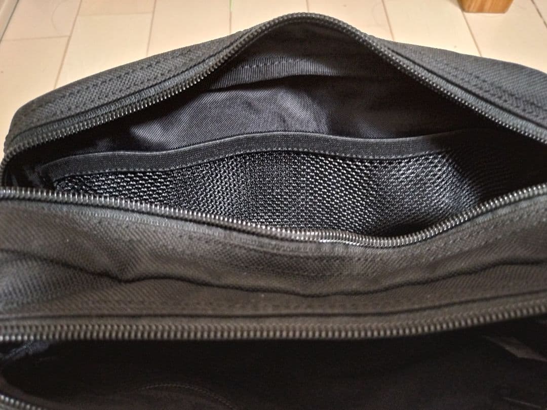 新品未使用　BRIEFING GOLF ダブルジップ ポーチ BRG231G43