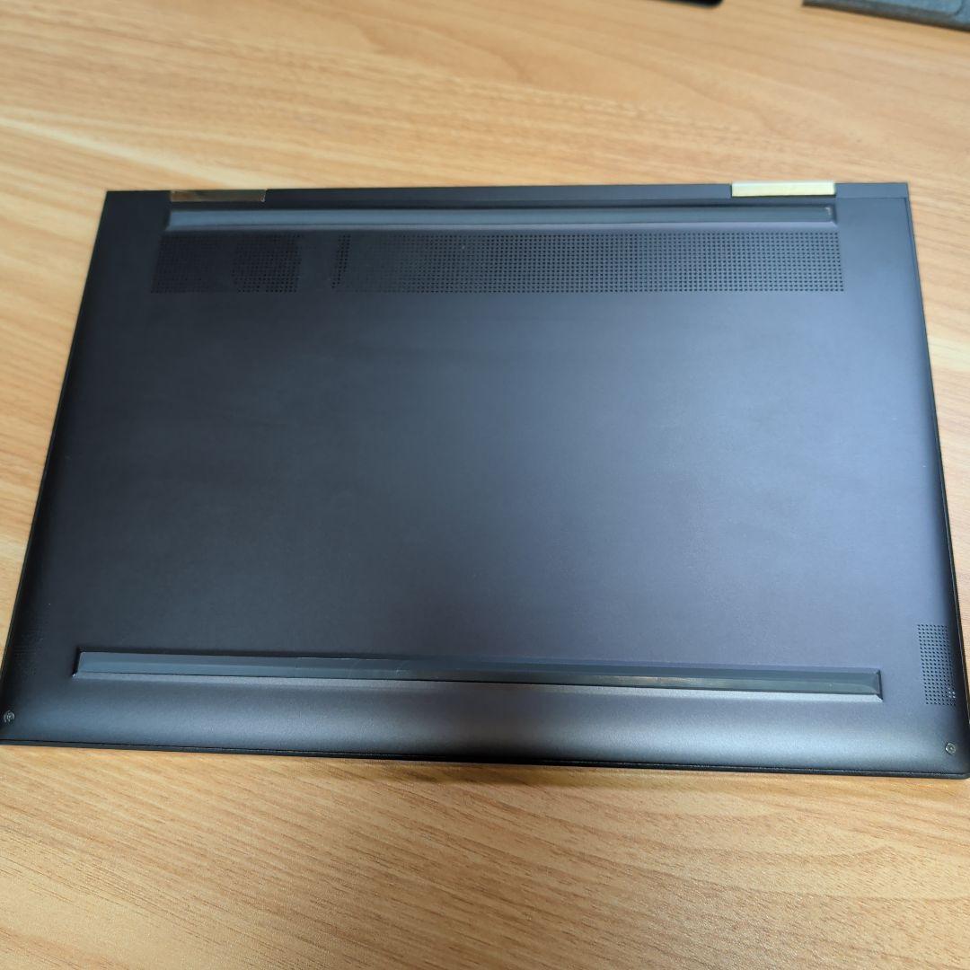 HP Spectre x360 第8世代i7 / バッテリー・SSD交換済