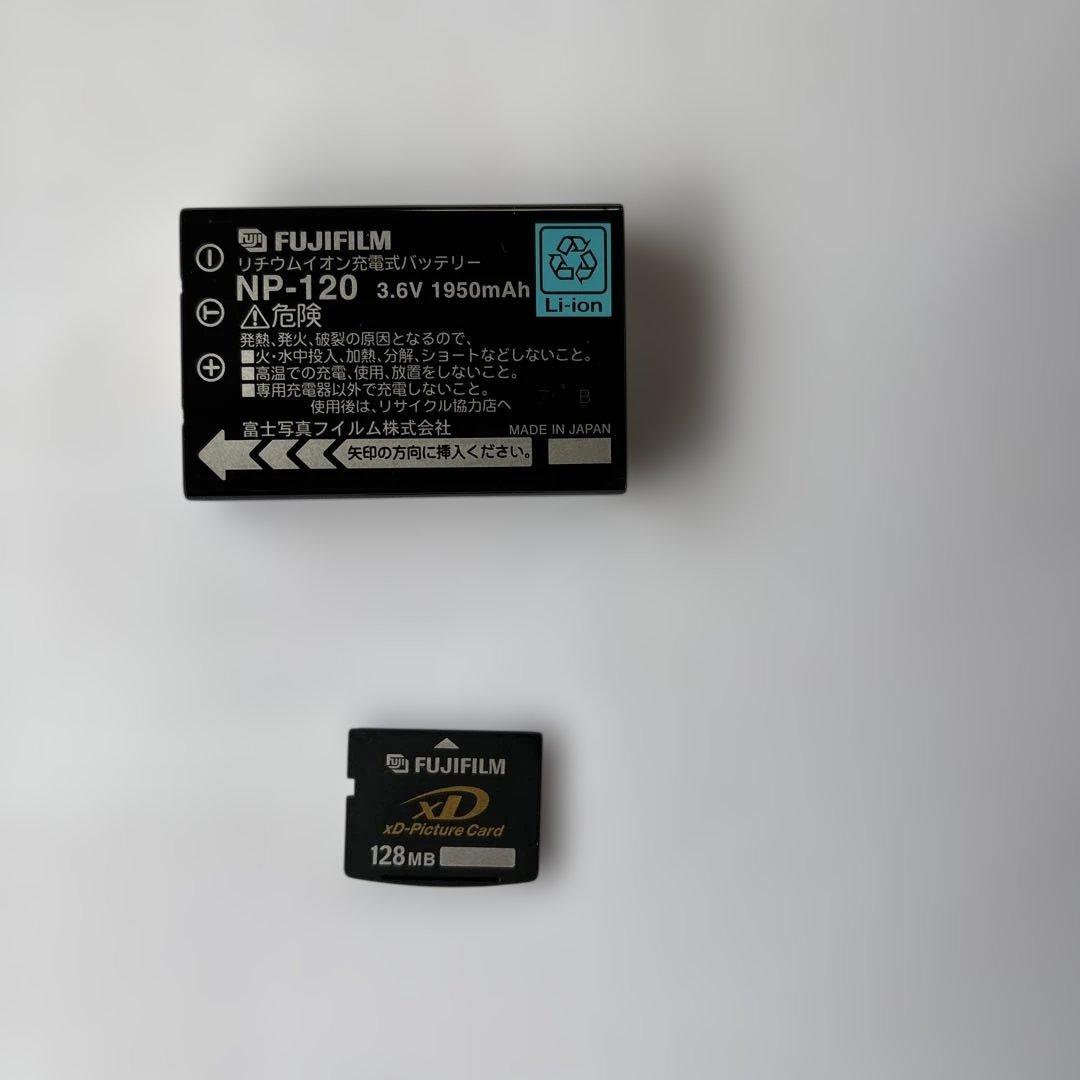 Fujifilm FinePix F10 コンパクトデジタルカメラ