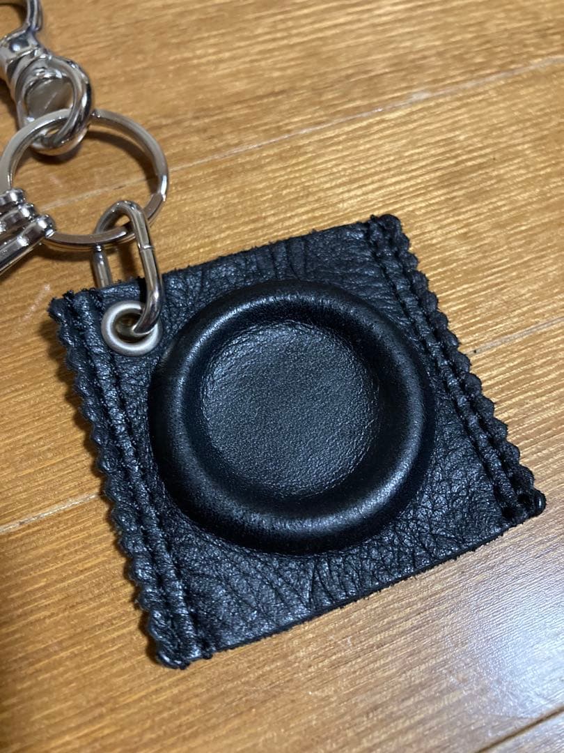 菅田将暉着用 私物 skin tokyo コンドームキーリング 美品　スキン