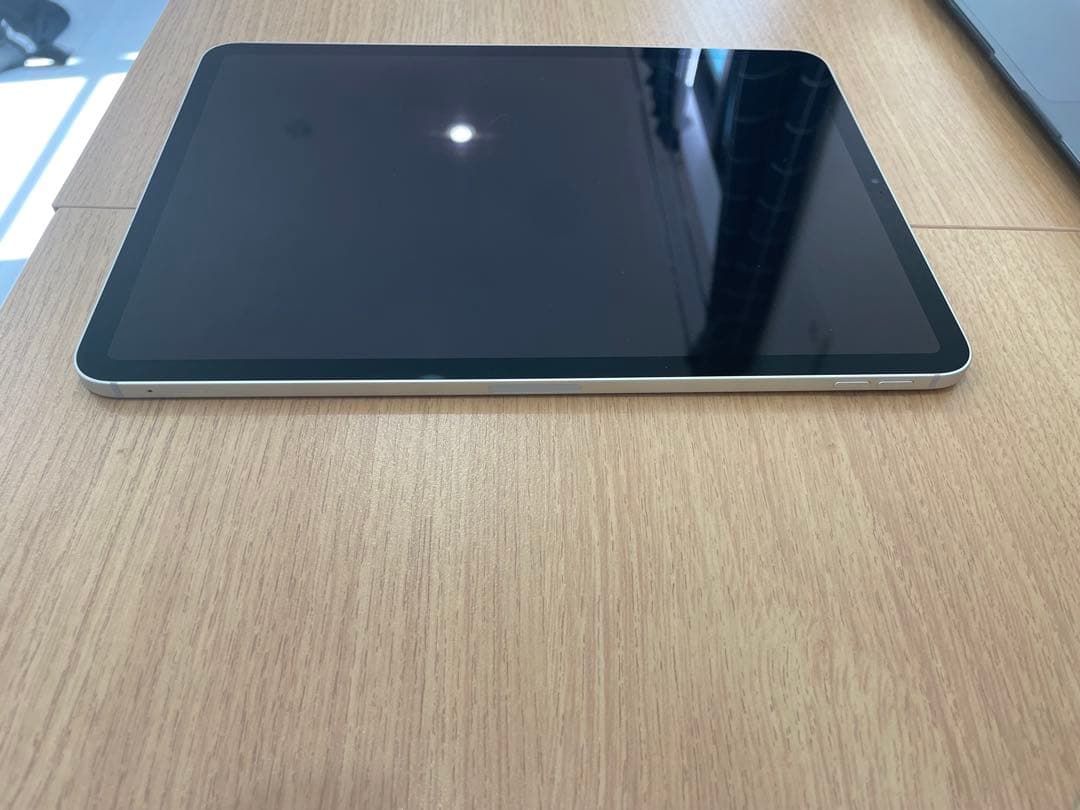 p*m様 iPad Pro 11インチ　第一世代シルバー ＋Apple Penc