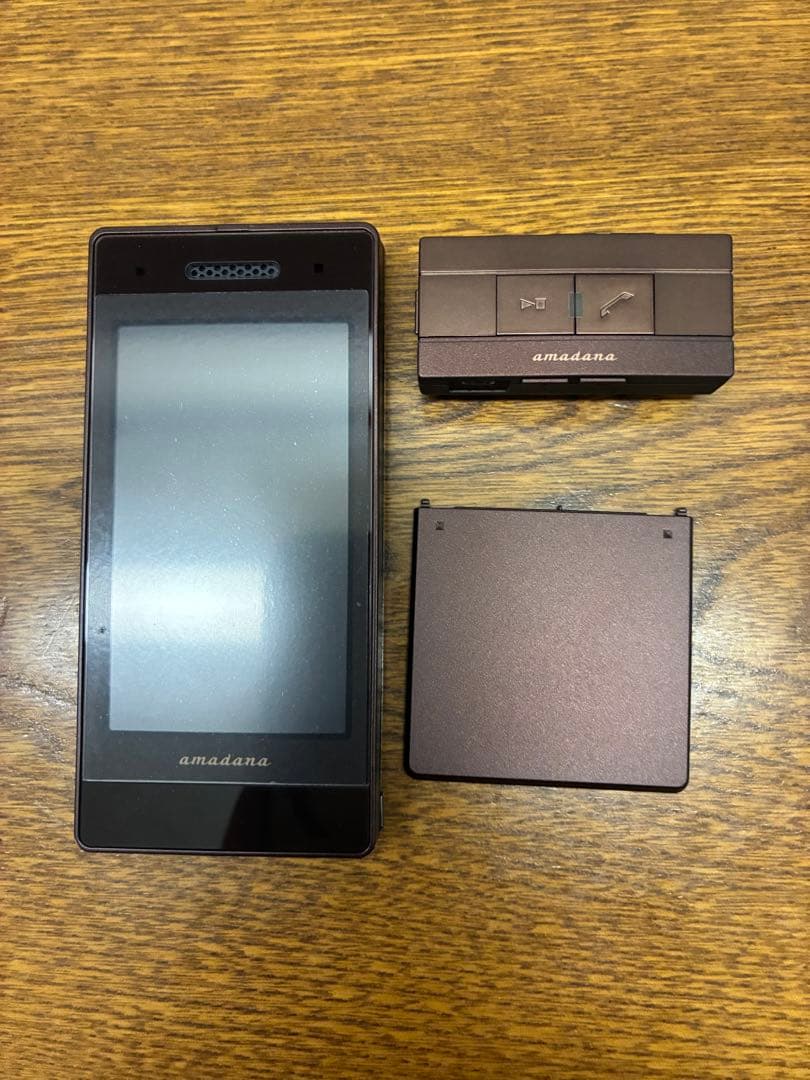 docomo 携帯電話　N-04A amadana