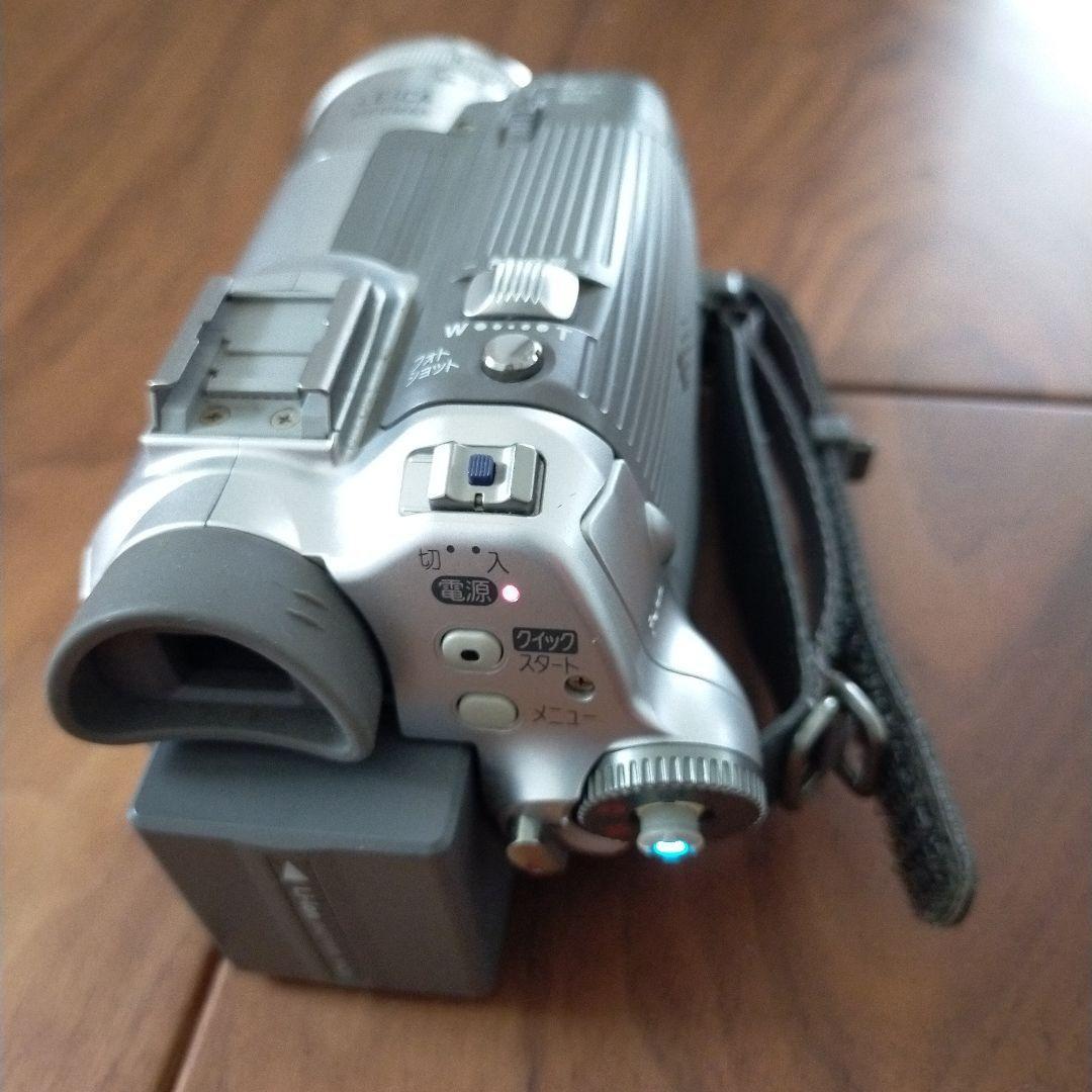 パナソニックデジタルビデオカメラ　NV-GS150