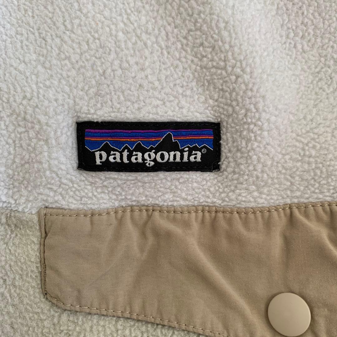 パタゴニア　シンチラ スナップT フリース　ベージュ　オフホワイト