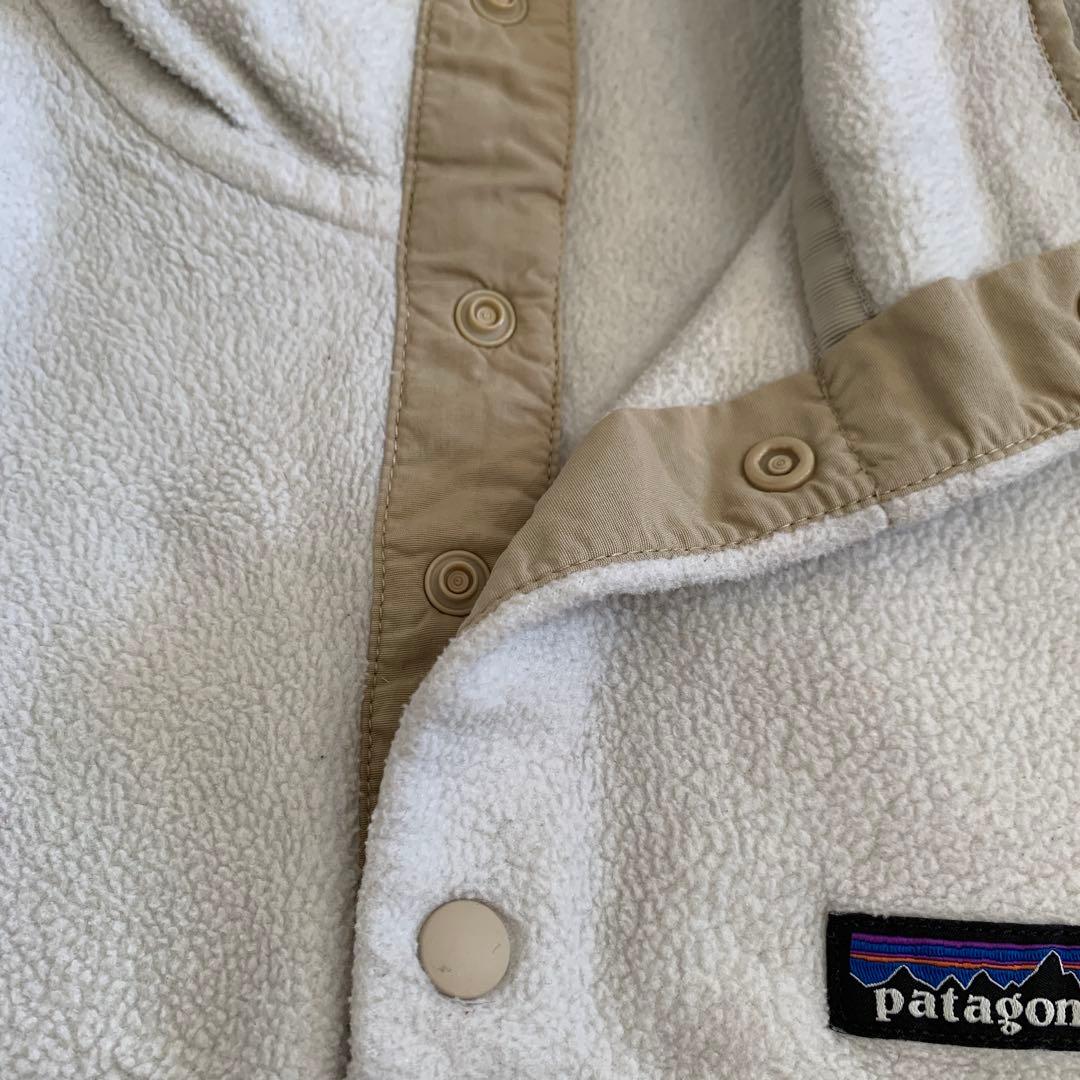 パタゴニア　シンチラ スナップT フリース　ベージュ　オフホワイト