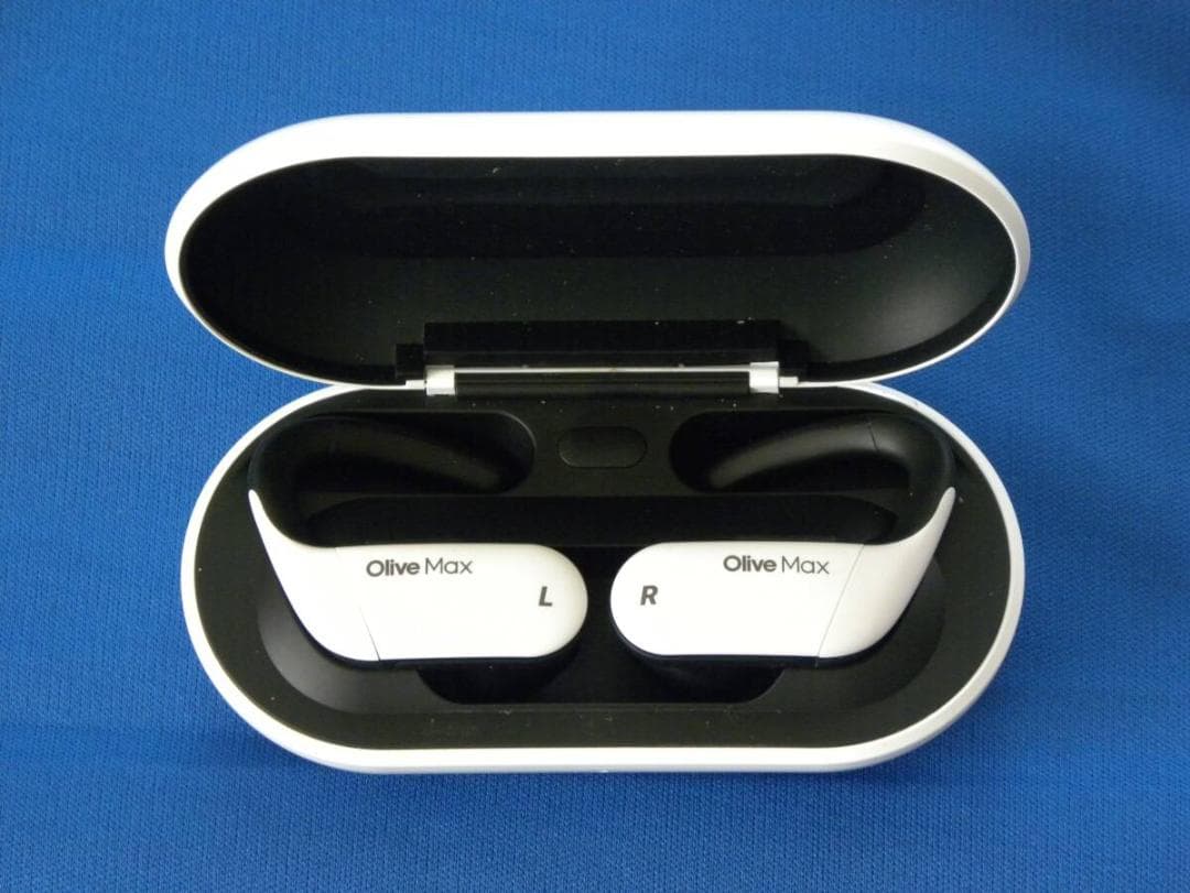 Olive Max ワイヤレスイヤホン【美品】