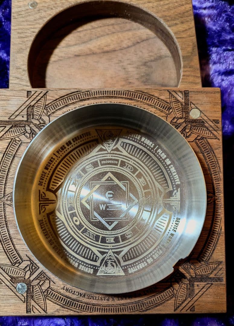 ★ワットウィーウォント灰皿★ WHAT WE WANT ★デバイスワークス★