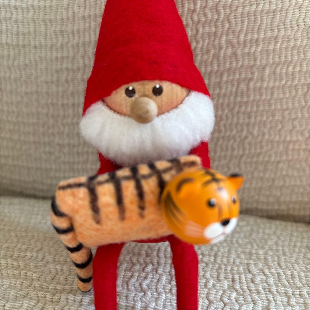 ノルディカニッセ　フェルト製サンタクロース トラとウサギ