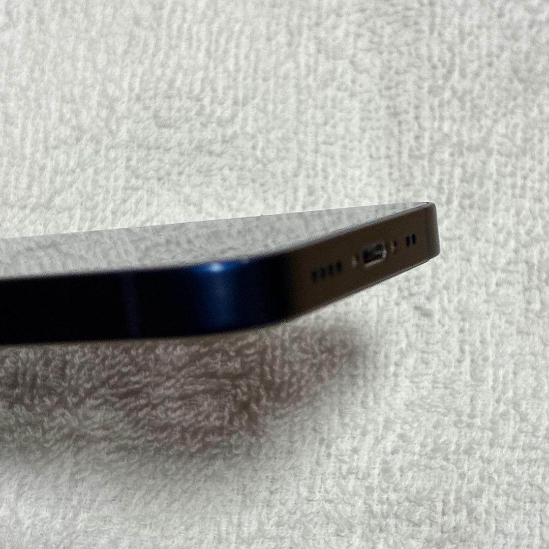 Apple iPhone 12 mini 64GB バッテリー容量81％