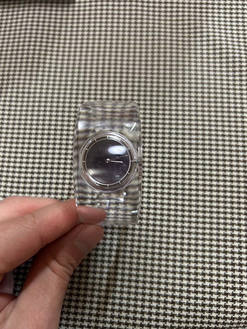 ISSEY MIYAKE クリア腕時計