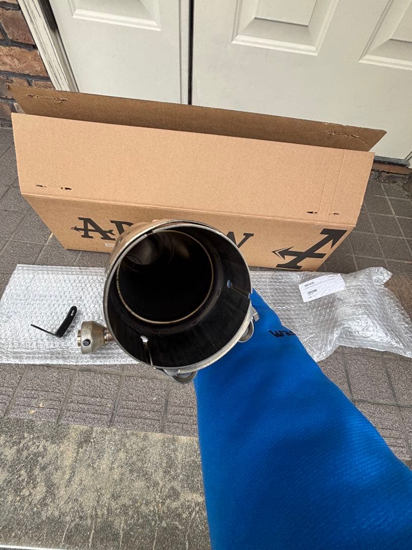 CBR1000RR-R用 ARROW チタン スリップオンマフラー