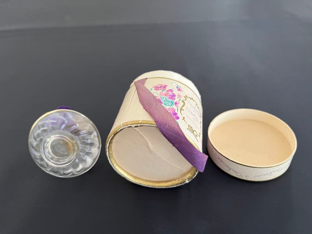 ▪️フランスアンティーク▪️古書＆すみれ香水 ベルドゥ社