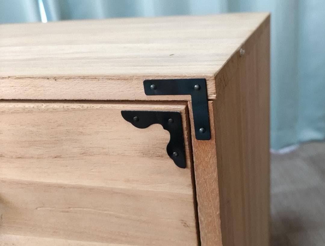 桐タンス 稲穂プレート 和タンス 古家具 三段チェスト 引き出し